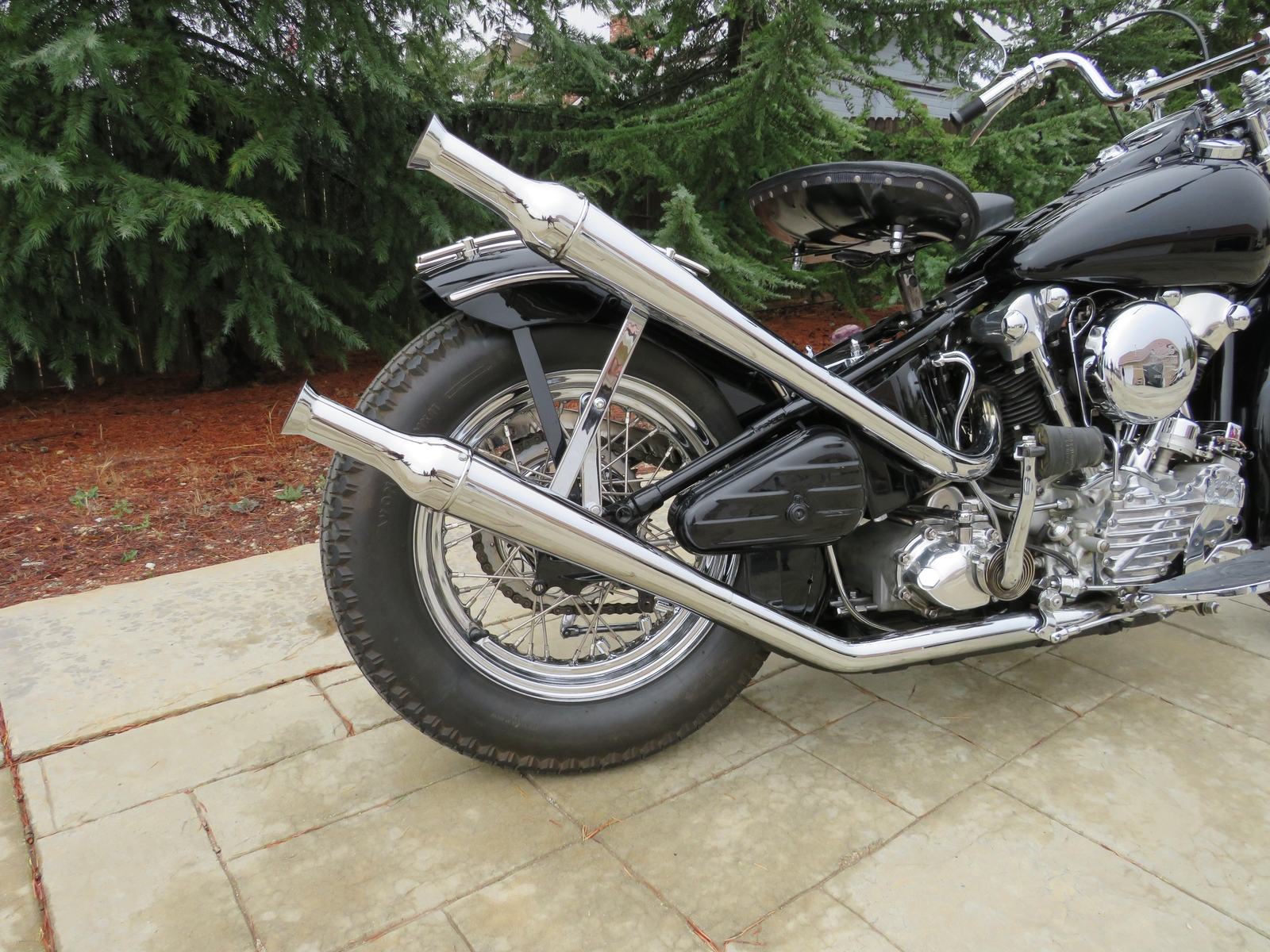 Harley-Davidson-FL-1941-2