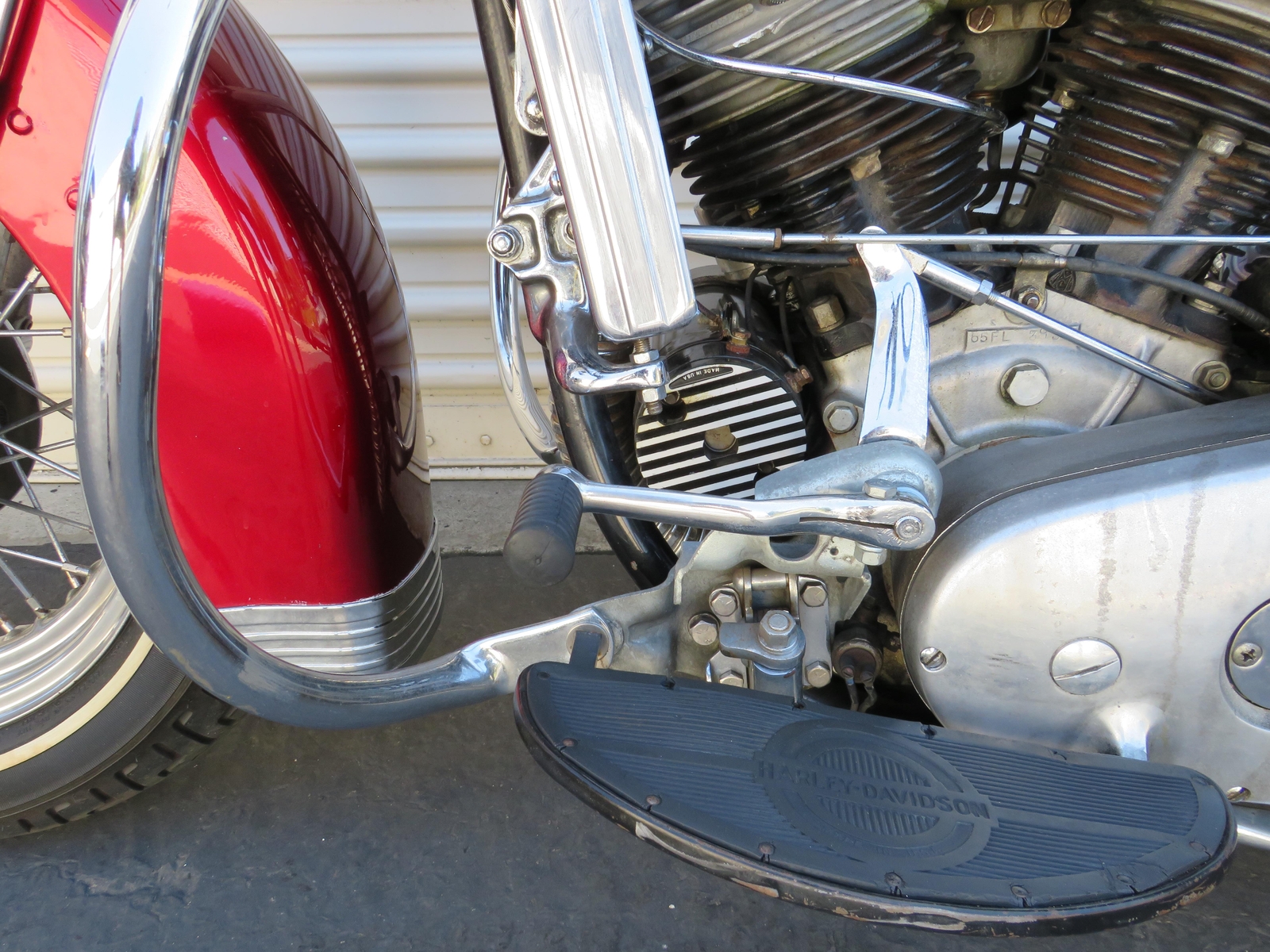 Harley-Davidson-FL-1965-7