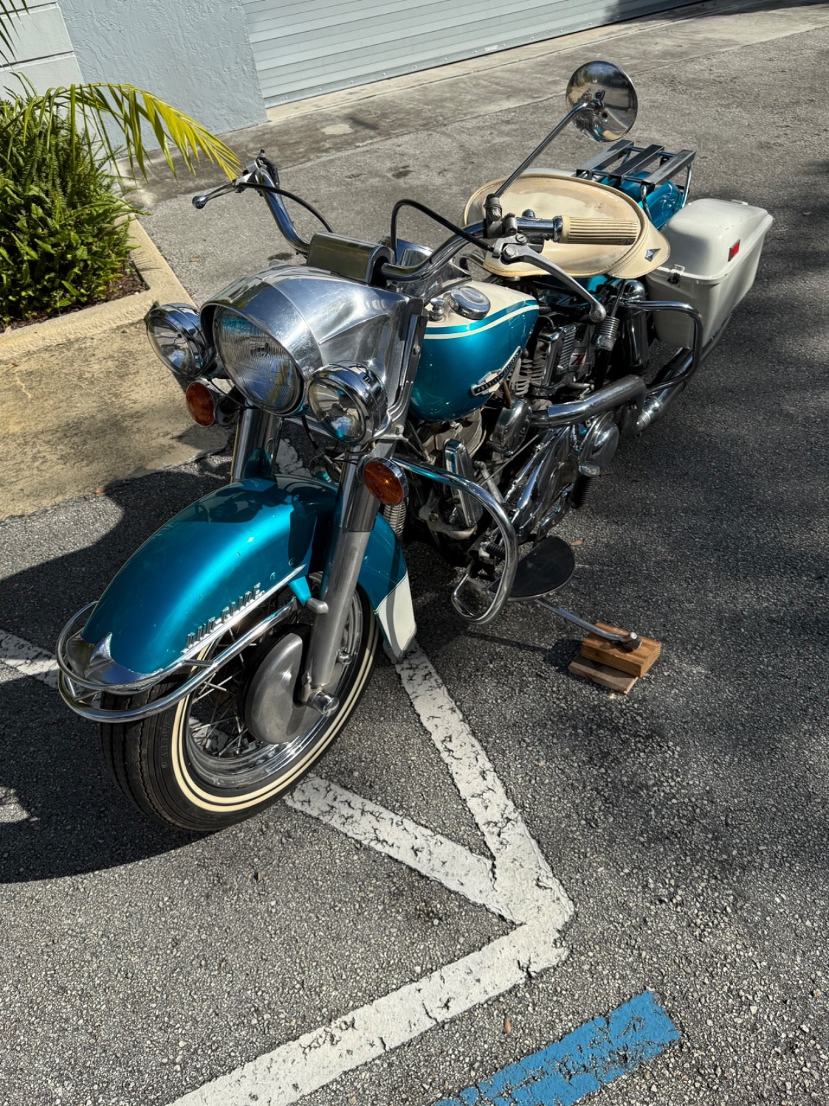 Harley-Davidson-FLH-1963-2