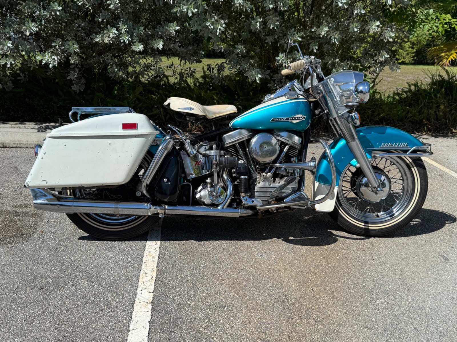 Harley-Davidson-FLH-1963-27