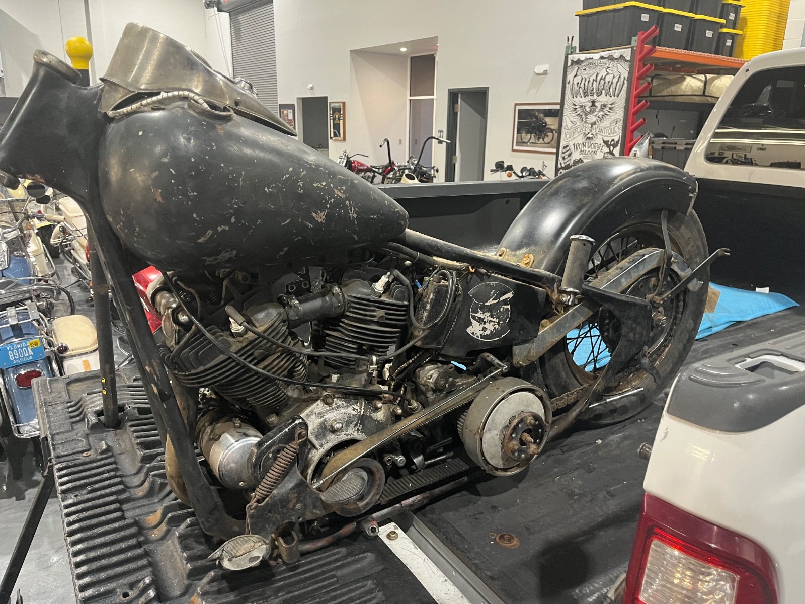 Harley-Davidson-Knucklehead-FL-1947-25