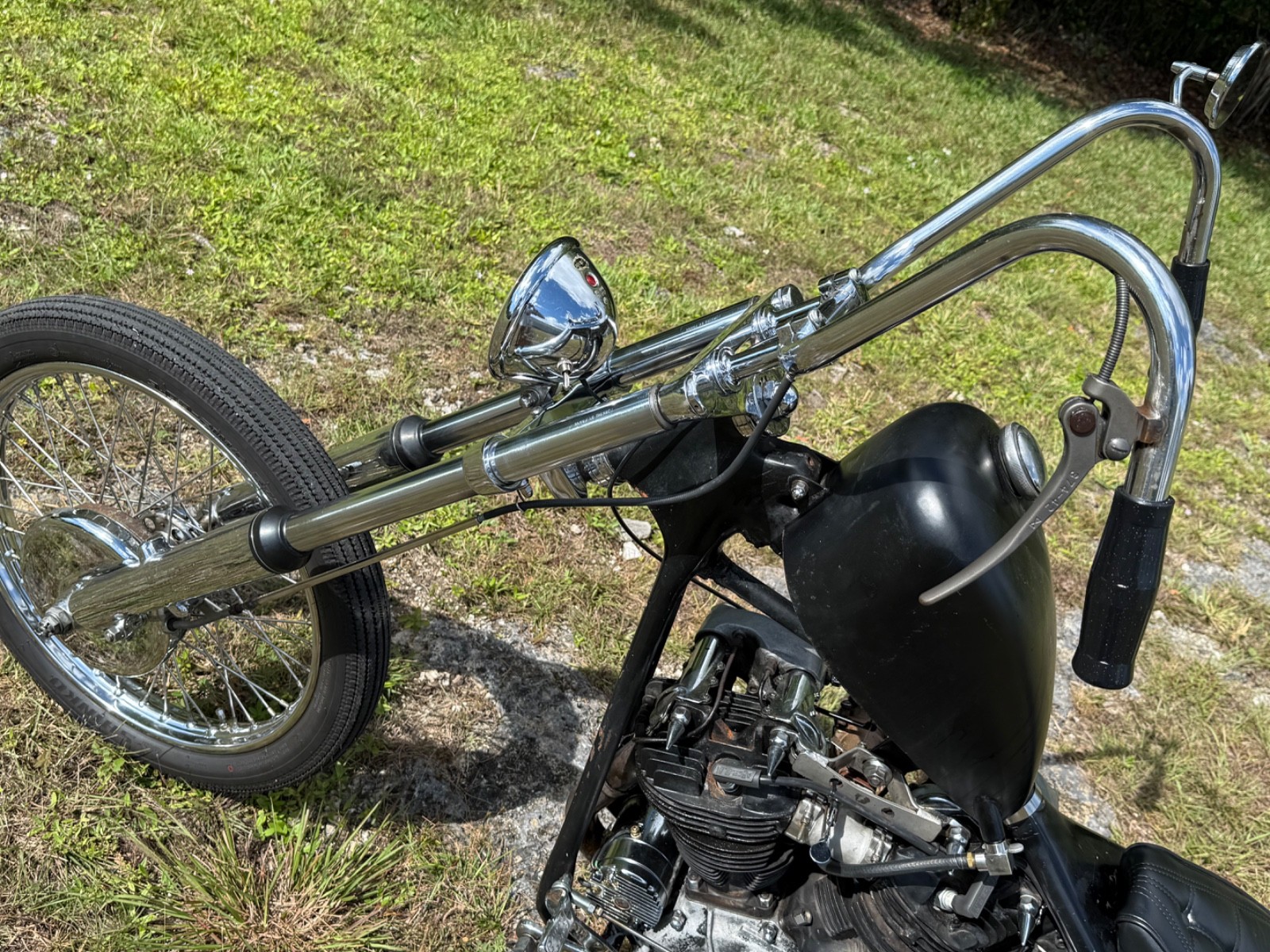 Harley-Davidson-Knucklehead-FL-1947-5