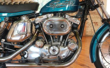 Harley-Davidson-Sportster-1972-3
