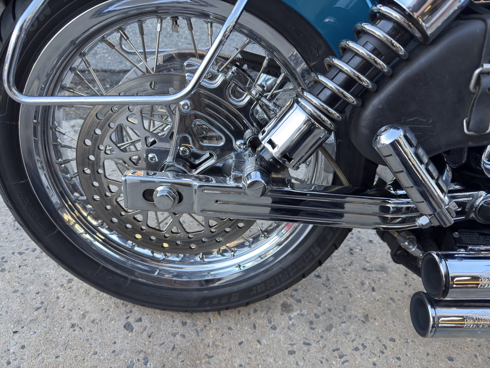 Harley-Davidson-Wide-Glide-1994-4
