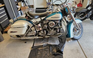 Harley-Davidson-pan-head-1951