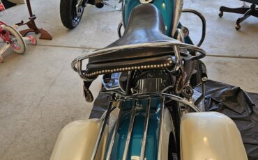 Harley-Davidson-pan-head-1951-5