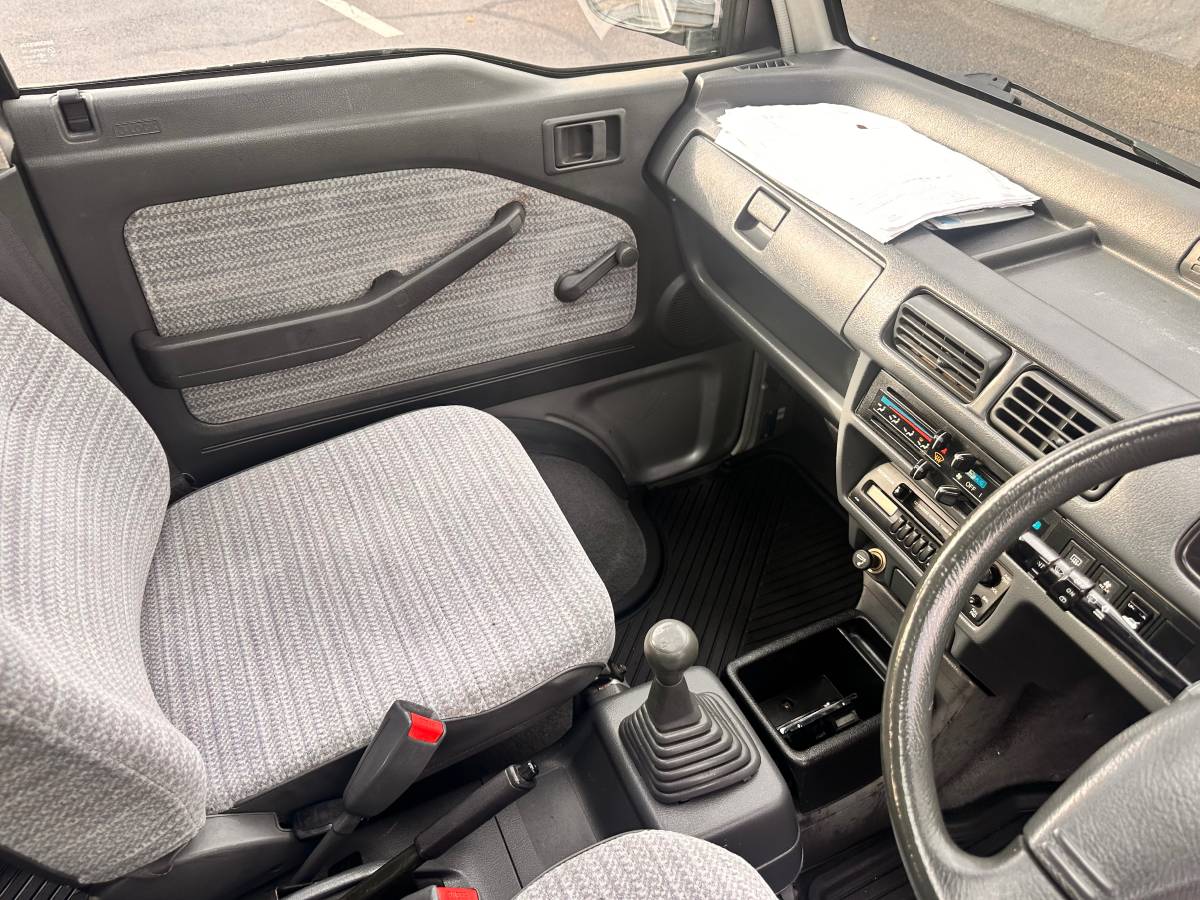Honda-1992-silver-33