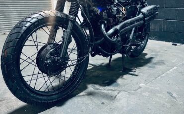 Honda-CB-1972-3