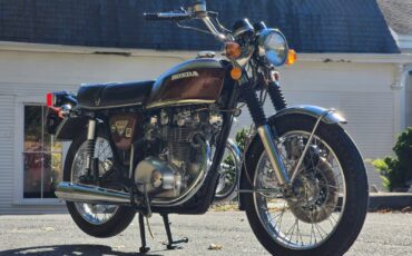Honda-CB-1972-4