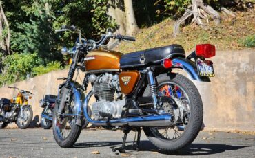 Honda-CB-1972-9
