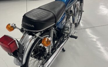 Honda-CB-1975-5