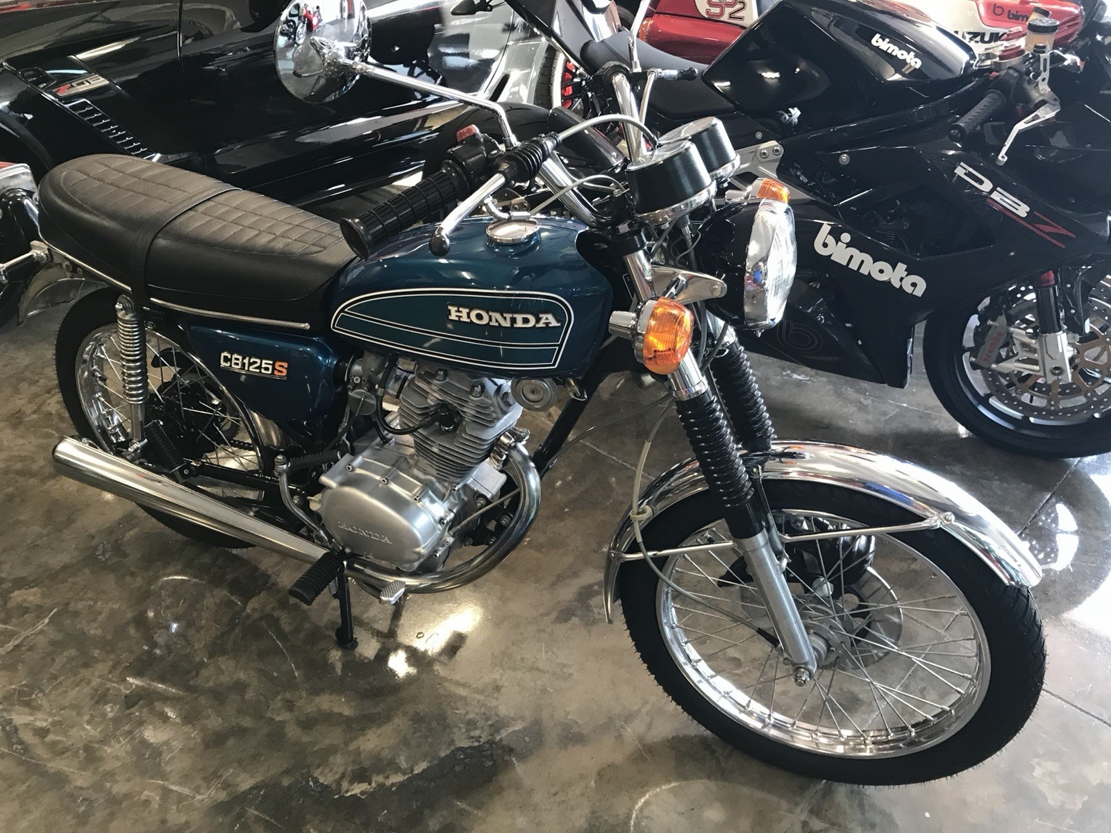 Honda-CB-1975-7