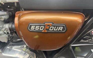Honda-CB-1976-3