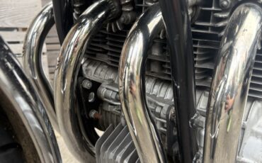 Honda-CB-1976-8