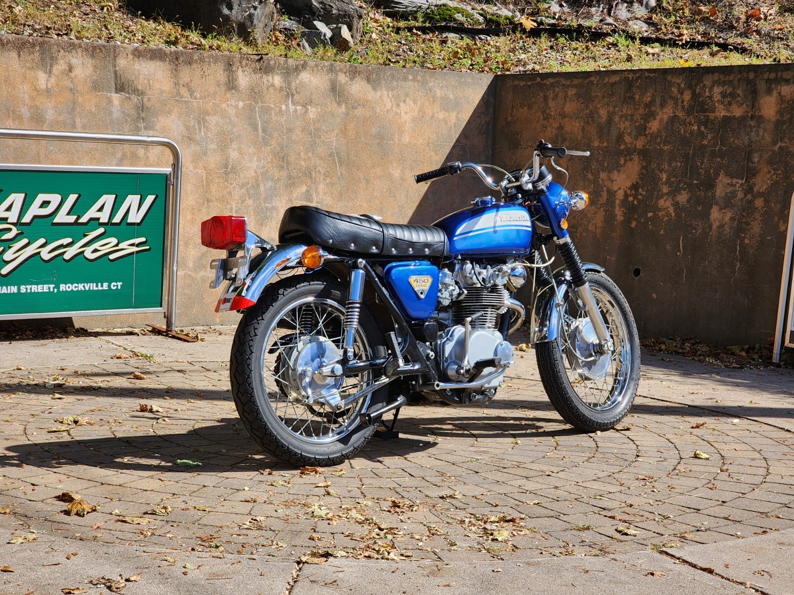Honda-CL-1972-2