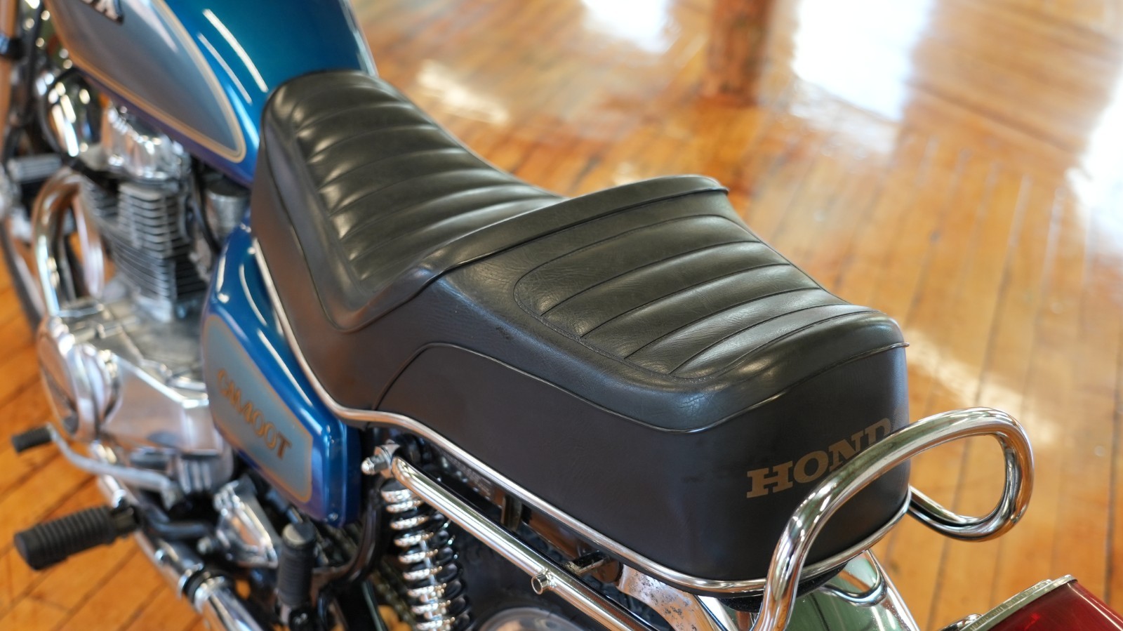 Honda-CM400T-1981-18