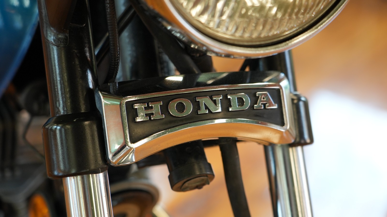 Honda-CM400T-1981-23