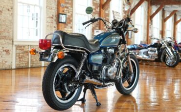 Honda-CM400T-1981-3