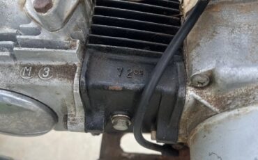 Honda-Ct70-1970-Gold-Black-Seat-10