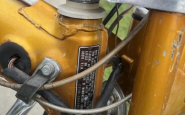 Honda-Ct70-1970-Gold-Black-Seat-13