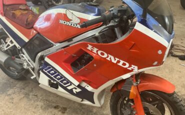 Honda-VF1000R-1985-13