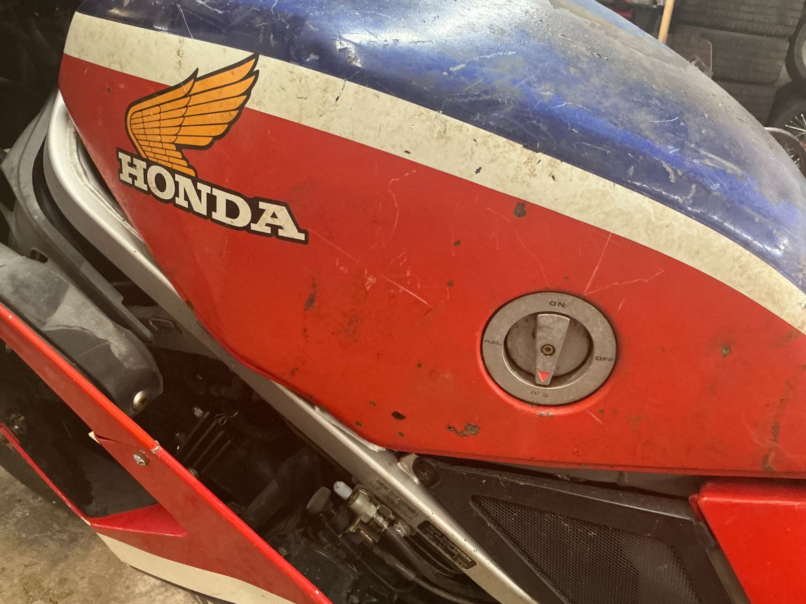 Honda-VF1000R-1985-3