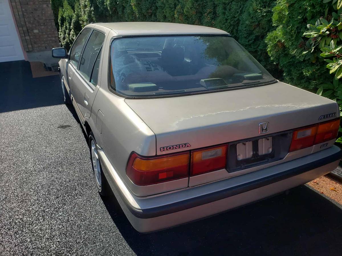 Honda-accord-1989-3