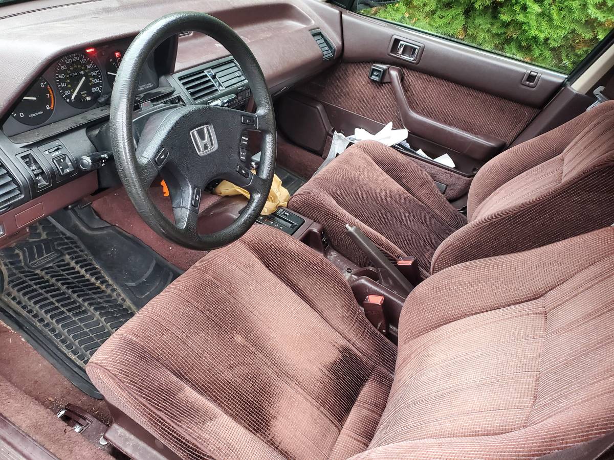 Honda-accord-1989-7