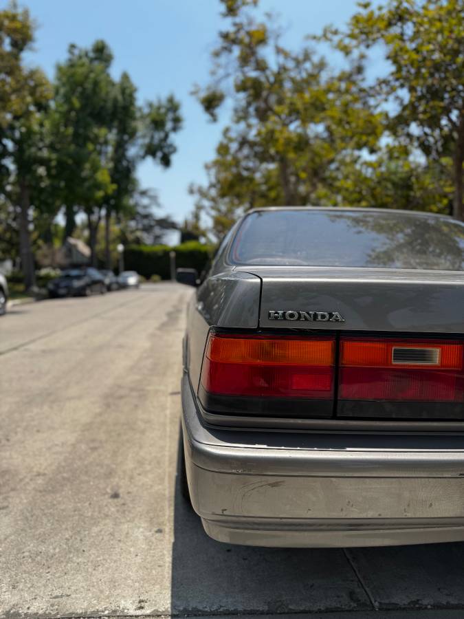 Honda-accord-1989-grey-5