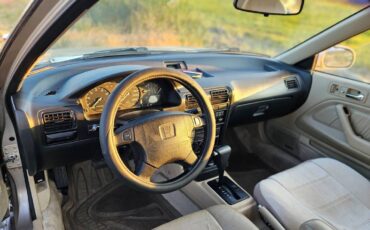 Honda-accord-1993-1