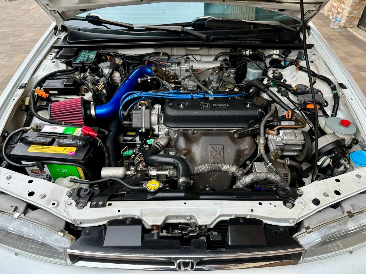 Honda-accord-1993-white-11