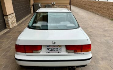 Honda-accord-1993-white-2