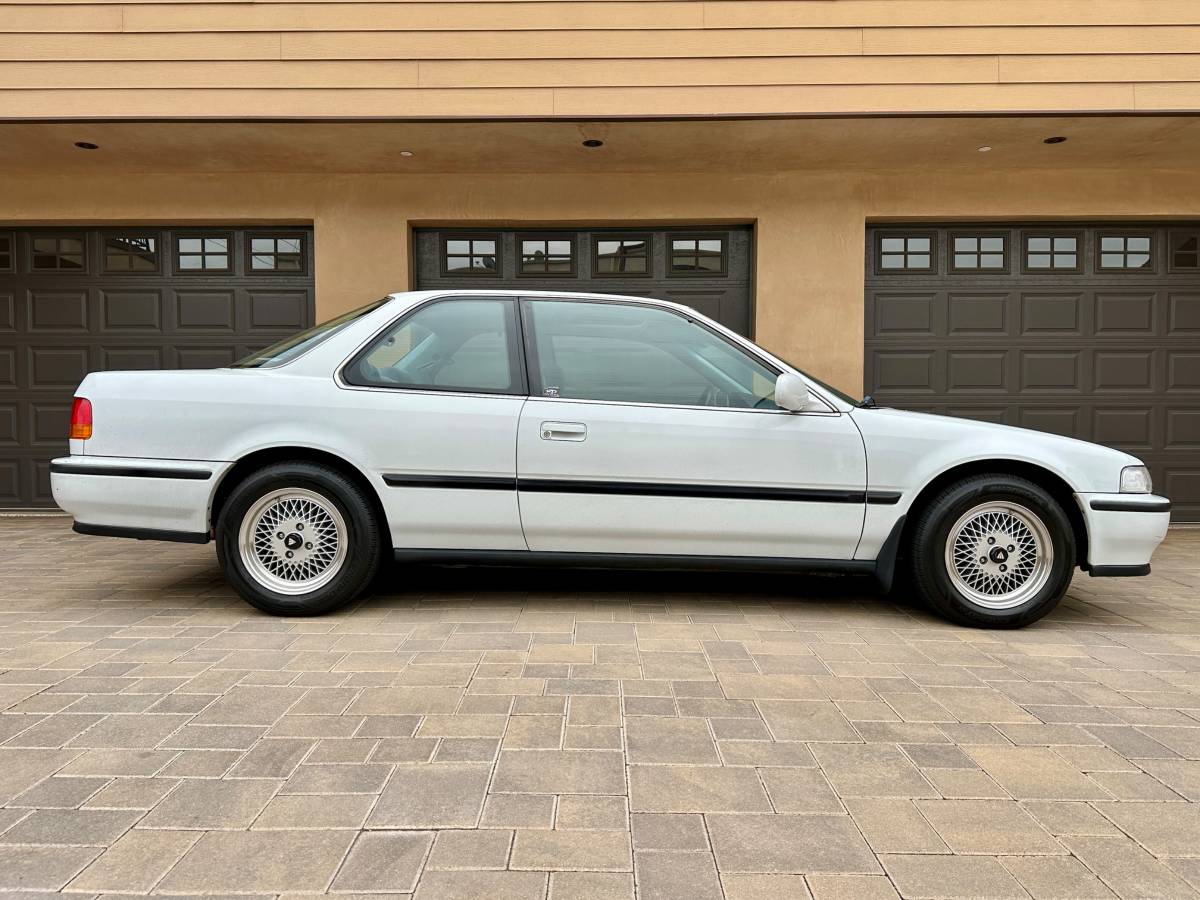 Honda-accord-1993-white-21