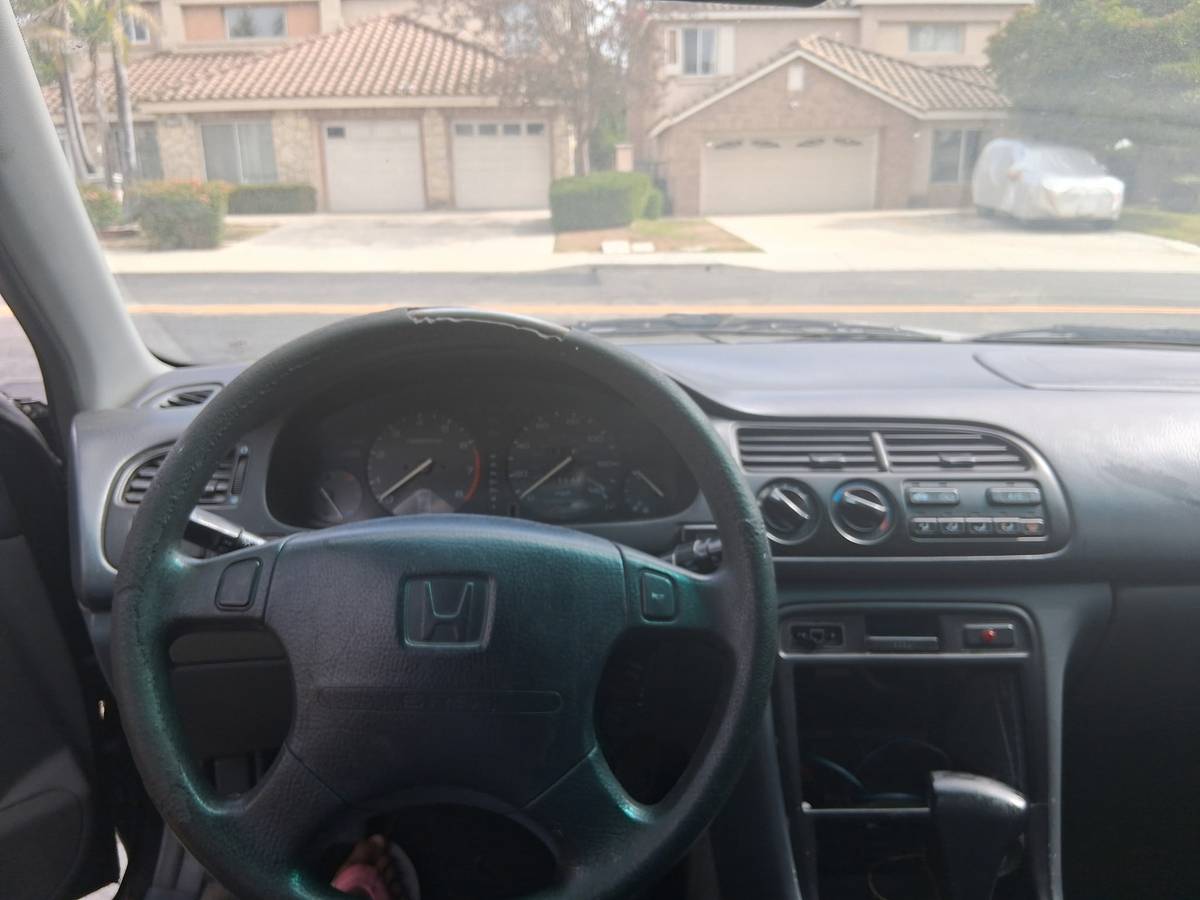 Honda-accord-1996-4