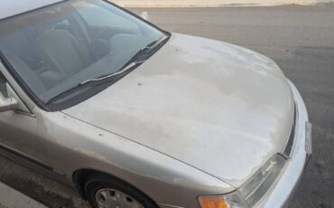 Honda-accord-1996-silver-1