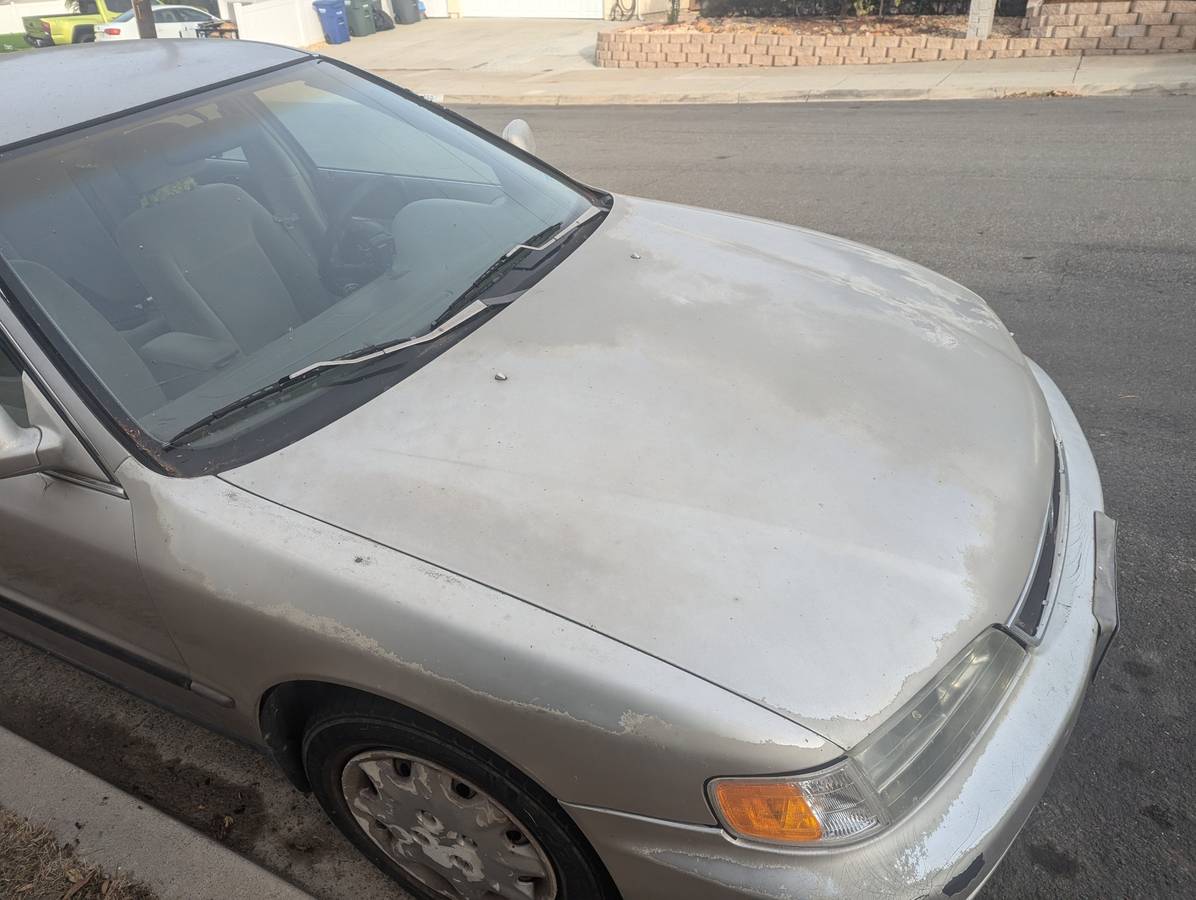 Honda-accord-1996-silver-1