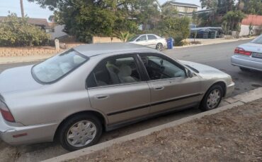 Honda-accord-1996-silver-2