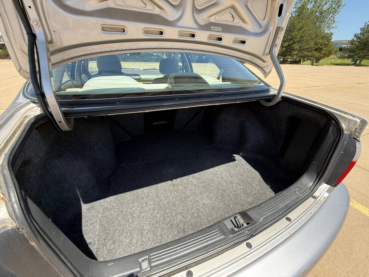 Honda-accord-1996-silver-6