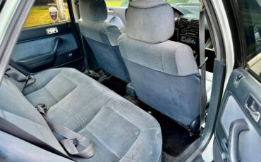 Honda-accord-4-door-sedan-1992-white-3