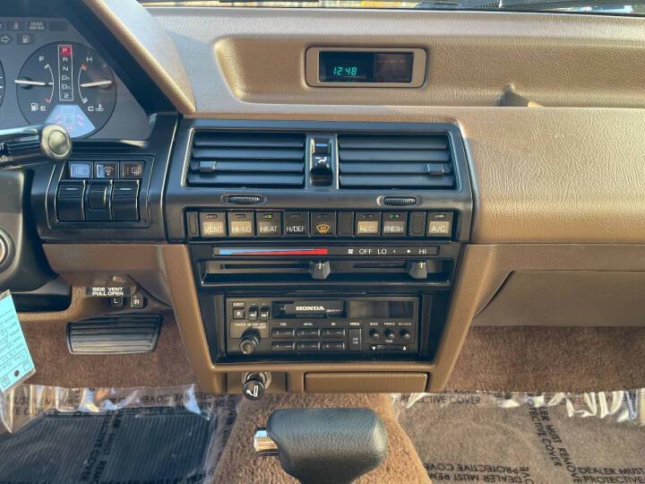 Honda-accord-lx-1989-brown-14