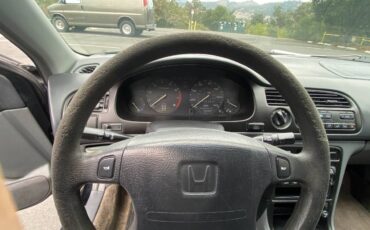 Honda-accord-lx-1996-black-18