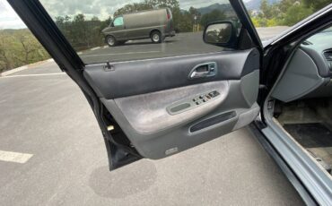 Honda-accord-lx-1996-black-19