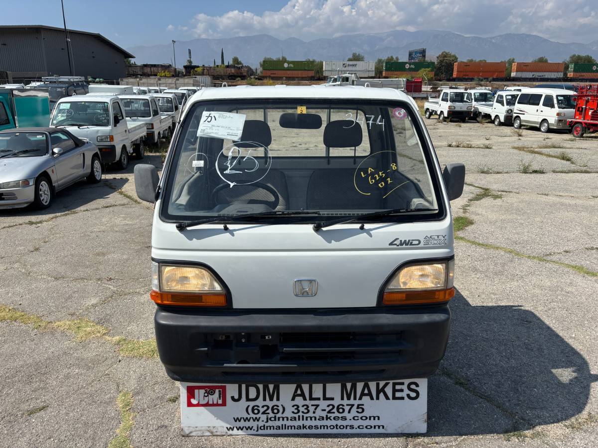 Honda-acty-1995-white-17