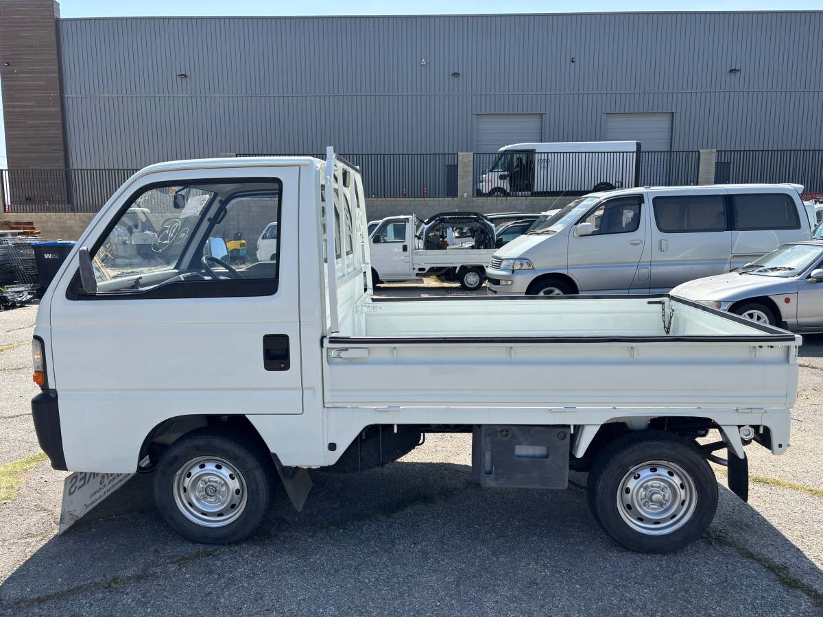 Honda-acty-1995-white-19