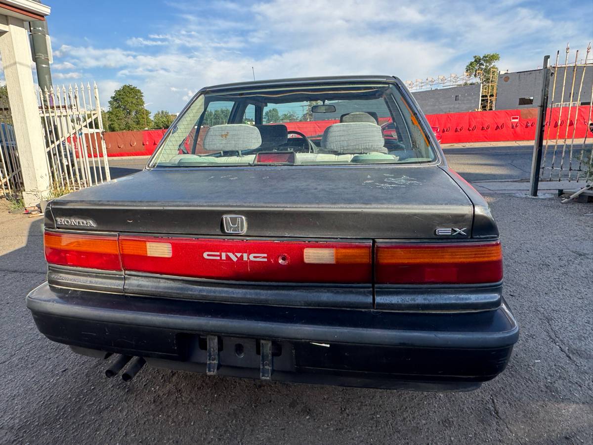 Honda-civic-1990-black-1