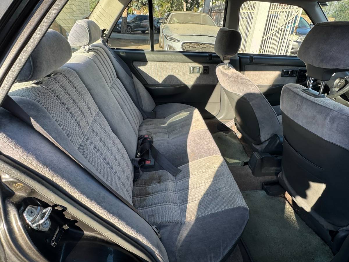 Honda-civic-1990-black-12