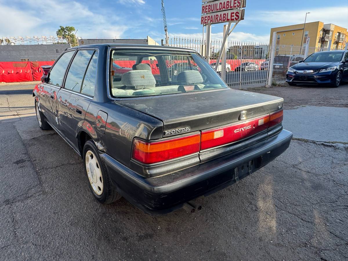 Honda-civic-1990-black-7
