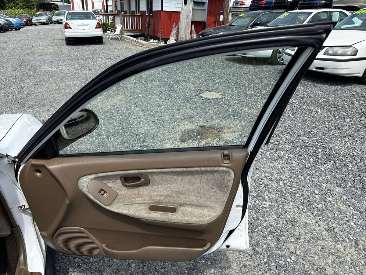 Honda-civic-1995-white-2