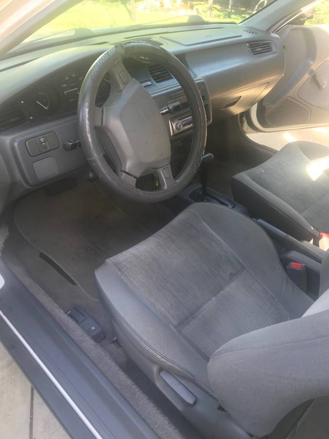 Honda-civic-1995-white-2