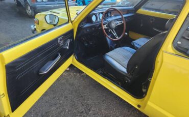 Honda-civic-cvcc-1975-yellow-11